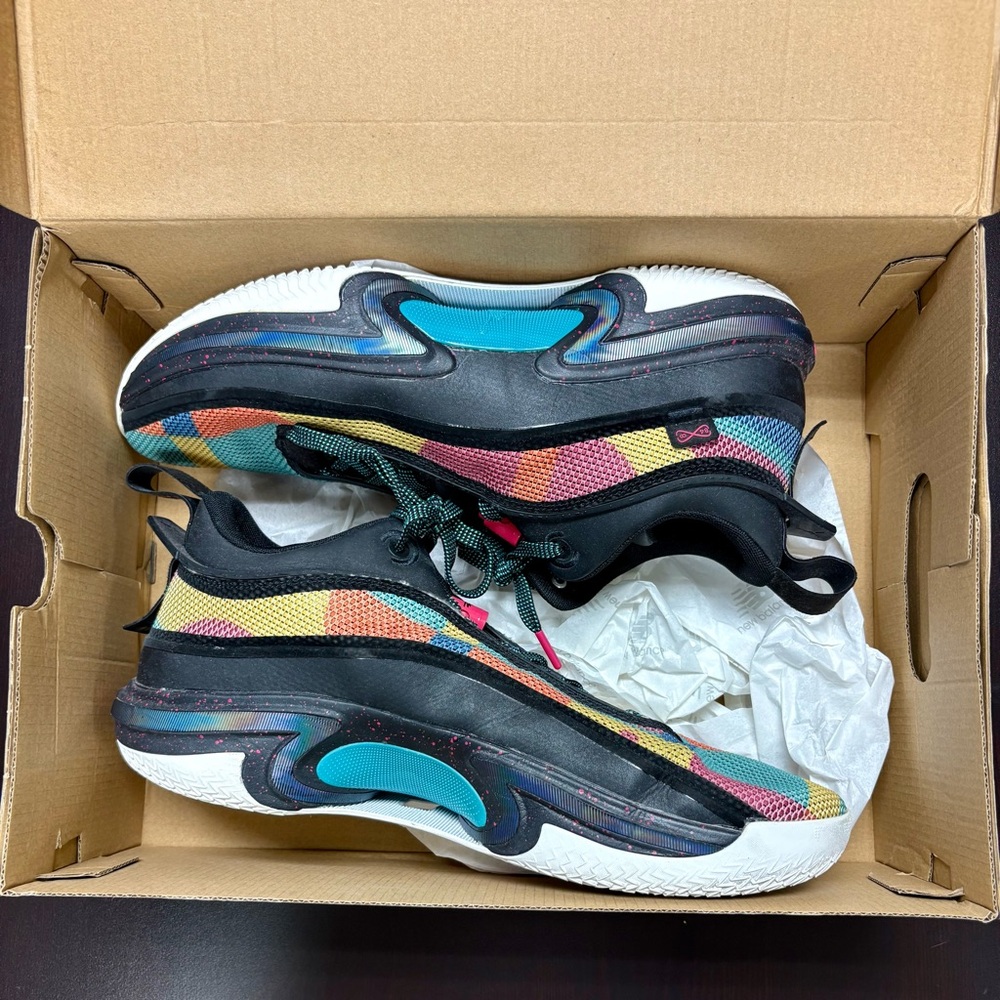 Air Jordan Nike Multicolor Sneakers w/Air Zoom Technology Size 14 - Picture 4 of 14